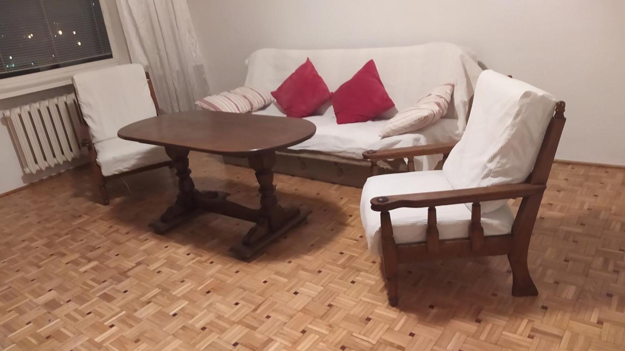 Uroczy Apartament Z Bezplatnych Parkingiem Varsovia Exterior foto